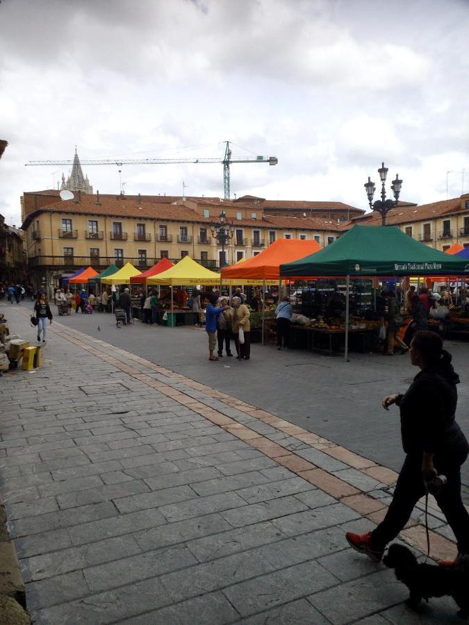 Apartamento Turisticas Matasiete Leão